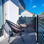 Sunny Sky - Pool & Parking - *