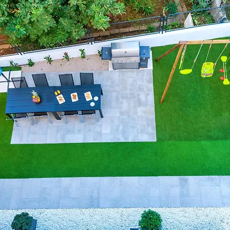 Sunny Sky - Pool & Parking - Apartment Vodice