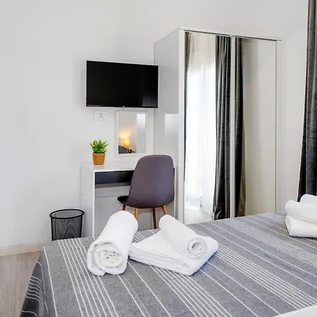 Apartment Sunny Sky - Pool & Parking - *