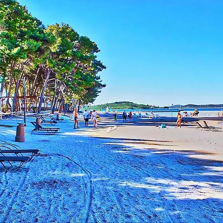 Appartement Sunny Sky - Pool & Parking - Vodice