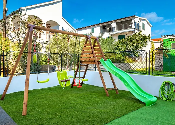 Appartement Sunny Sky - Pool & Parking - *