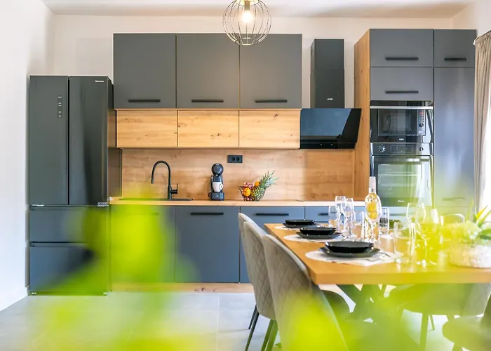 Sunny Sky - Pool & Parking - *