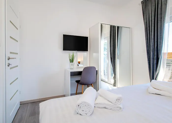 Sunny Sky - Pool & Parking - Vodice