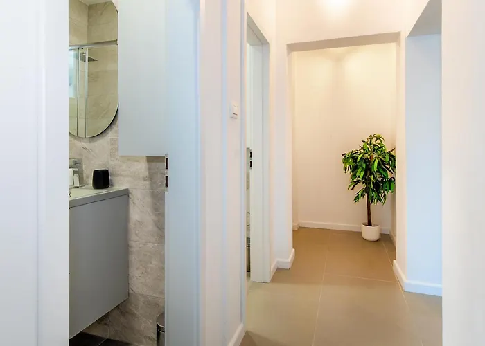 Sunny Sky - Pool & Parking - *